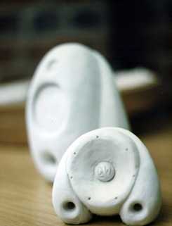 rgproduct_wedgwood_001_BW_clay_maquettes
